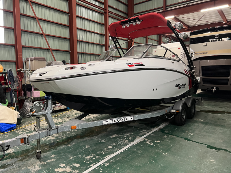 シードゥ 210WAKE 